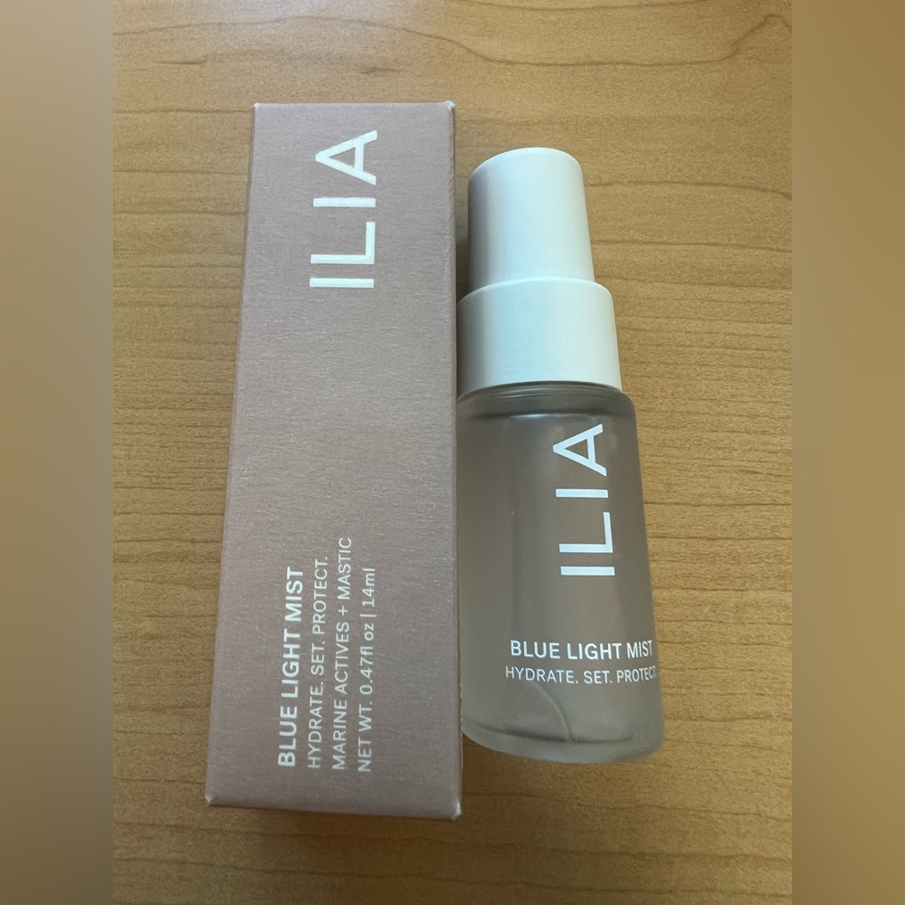 BNIB ILIA Blue Light Protect + Set Mist - Hydrate and Protect